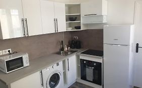 Air-Conditioned And Free Wifi Apartment Next To Promenade Des Anglais